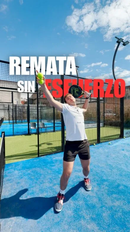 Oriol Carreras Pádel — remata punto de oro